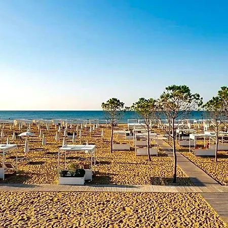 Cozy Flat In The Center Of Bibione