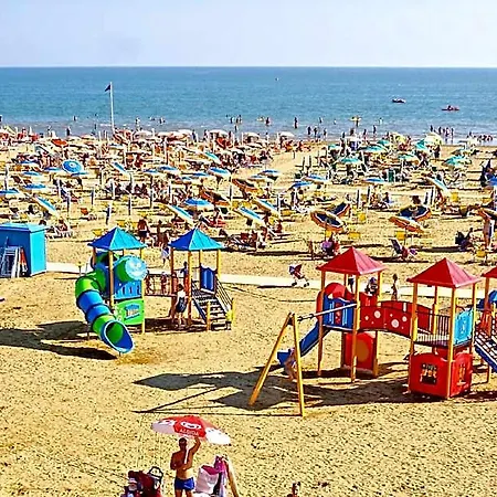 Cozy Flat In The Center Of 3* Bibione