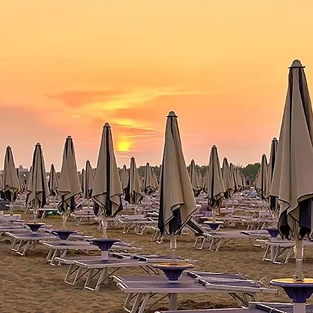 Cozy Flat In The Center Of Hotel Bibione